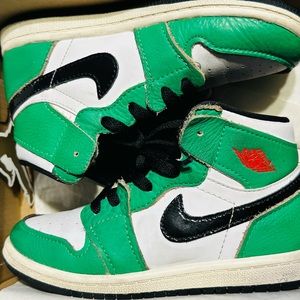Air Jordan 1 Lucky Green